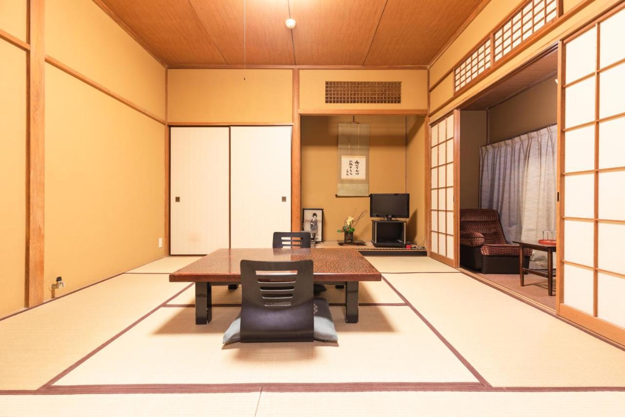 Yushintei Hotell Hakone Exteriör bild